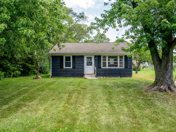 5101 E Vermillion Ave, Chillicothe, IL 61523