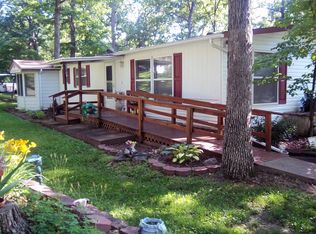 554 Park Island Dr, Villa ridge, MO 63089