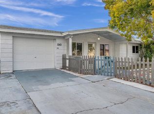 1043 Pert Ln, Holiday, FL 34691