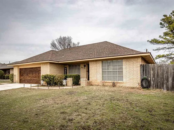 811 NW 48th St, Lawton, OK 73505