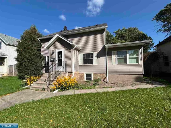 2126 11th Ave E, Hibbing, MN 55746