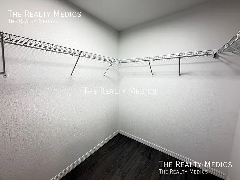 303 Sequoia Dr — Photo 18