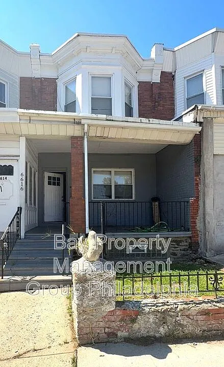 6616 Chew Ave