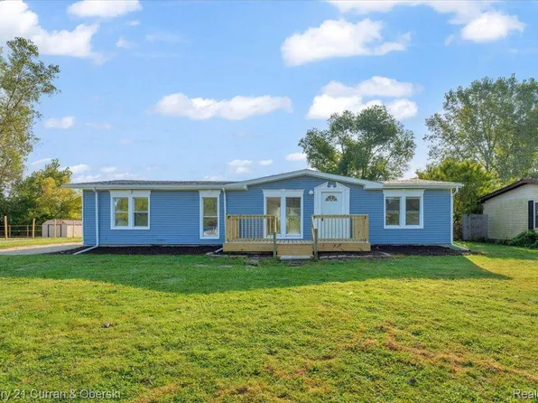 23755 Clark Rd, Belleville, MI 48111