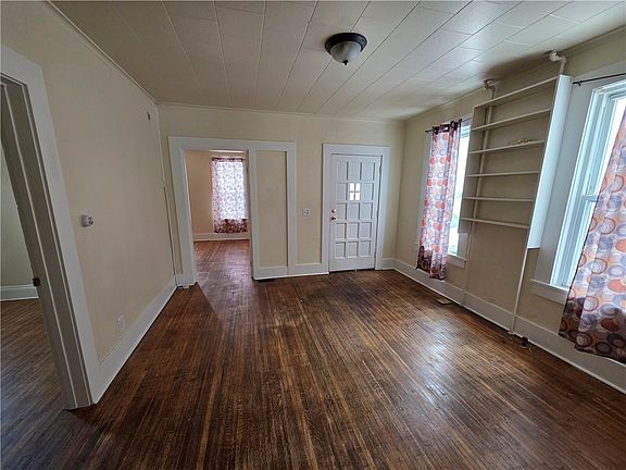 5th image of 91 Cameron St