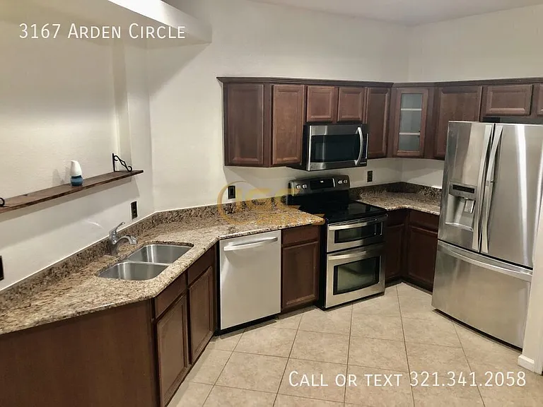 3167 Arden Cir — Photo 4