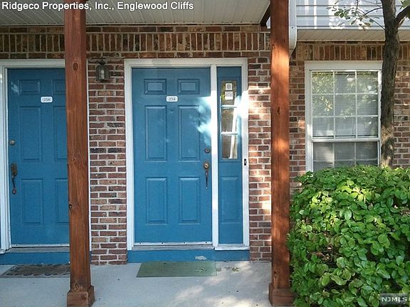 3rd image of 254 Village Circle Dr #1221
