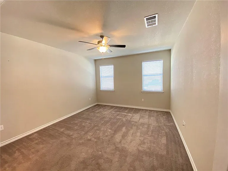 5904 Daly Dr — Photo 15