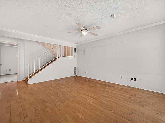 4th image of 3502 Burlington St APT 4