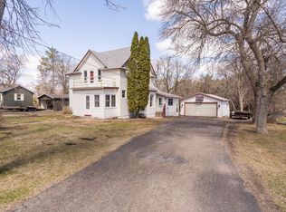 302 W Dunton St, Battle Lake, MN 56515
