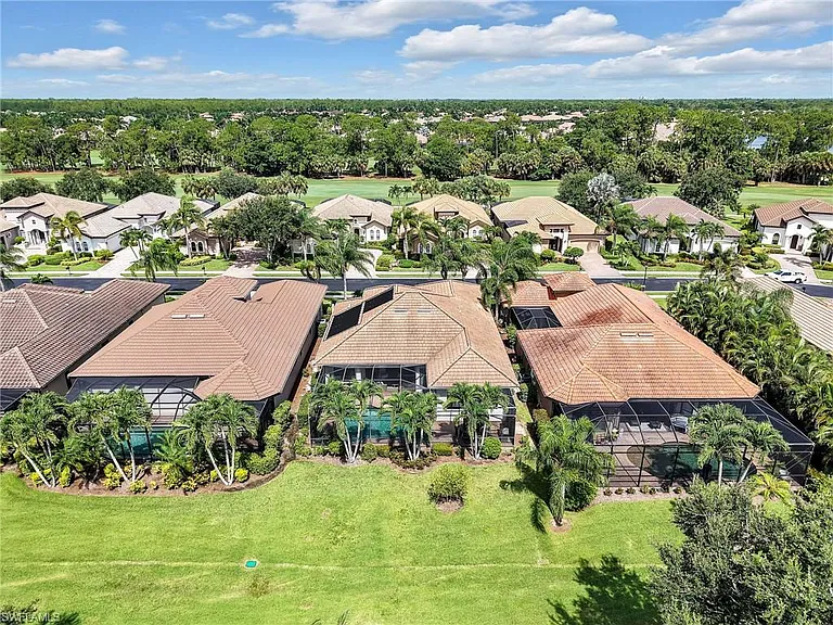 7660 Cottesmore Dr — Photo 43