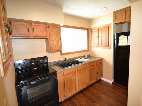 2nd image of 5725 Goodrich Ave