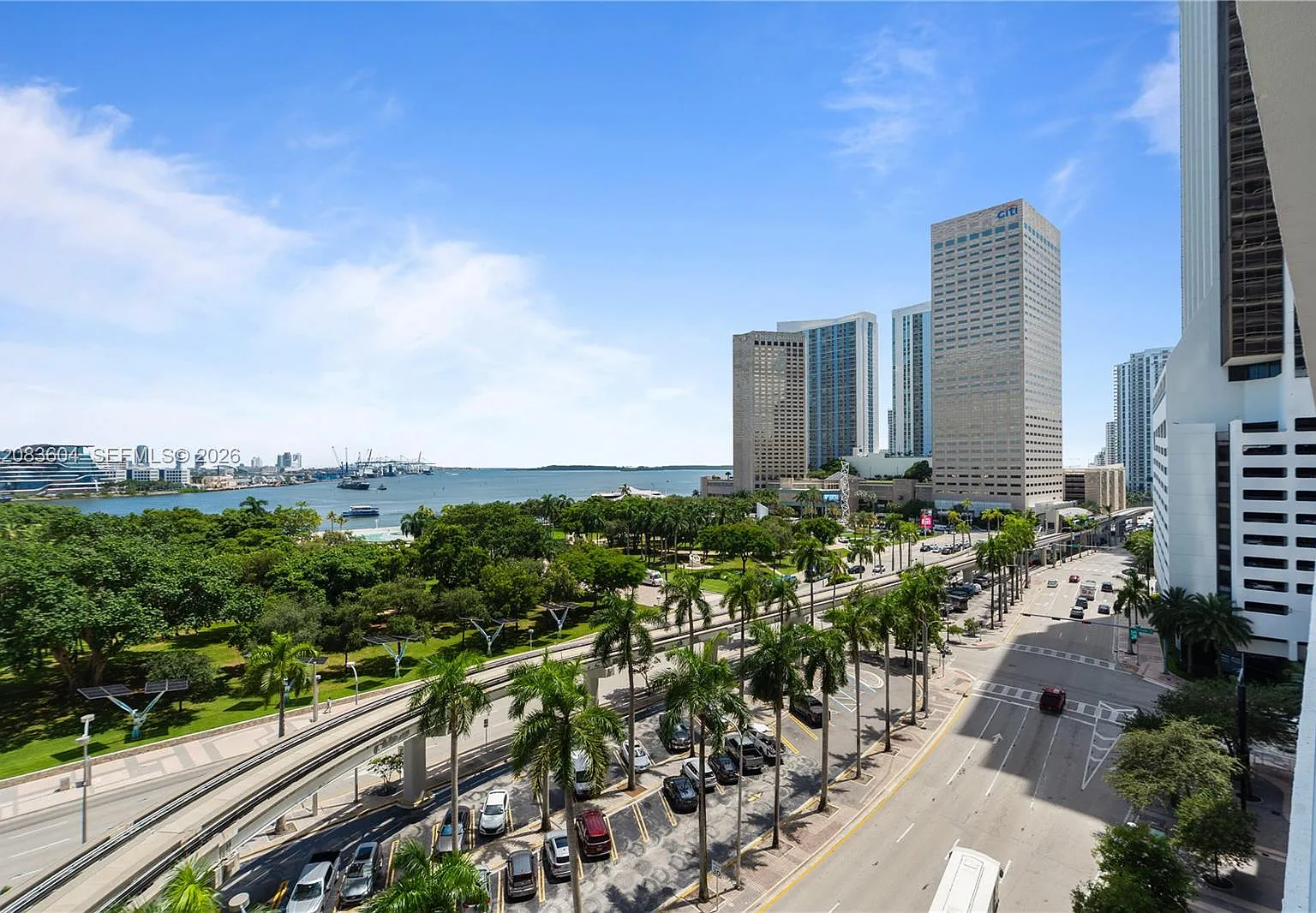 50 Biscayne Condo — Photo 1
