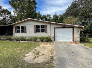 531 Mariners Lake Dr, Interlachen, FL 32148