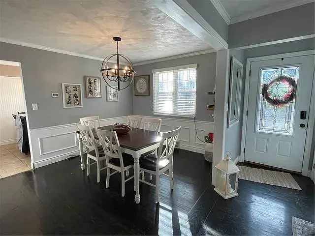 233 Teepee Rd — Photo 4