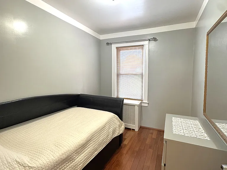 80-20 Margaret Pl #1G — Photo 20