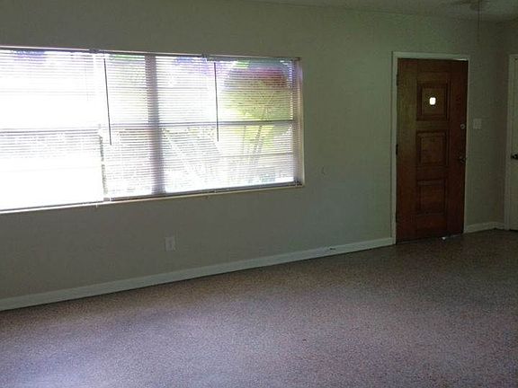 3rd image of 128 Ruby Cir
