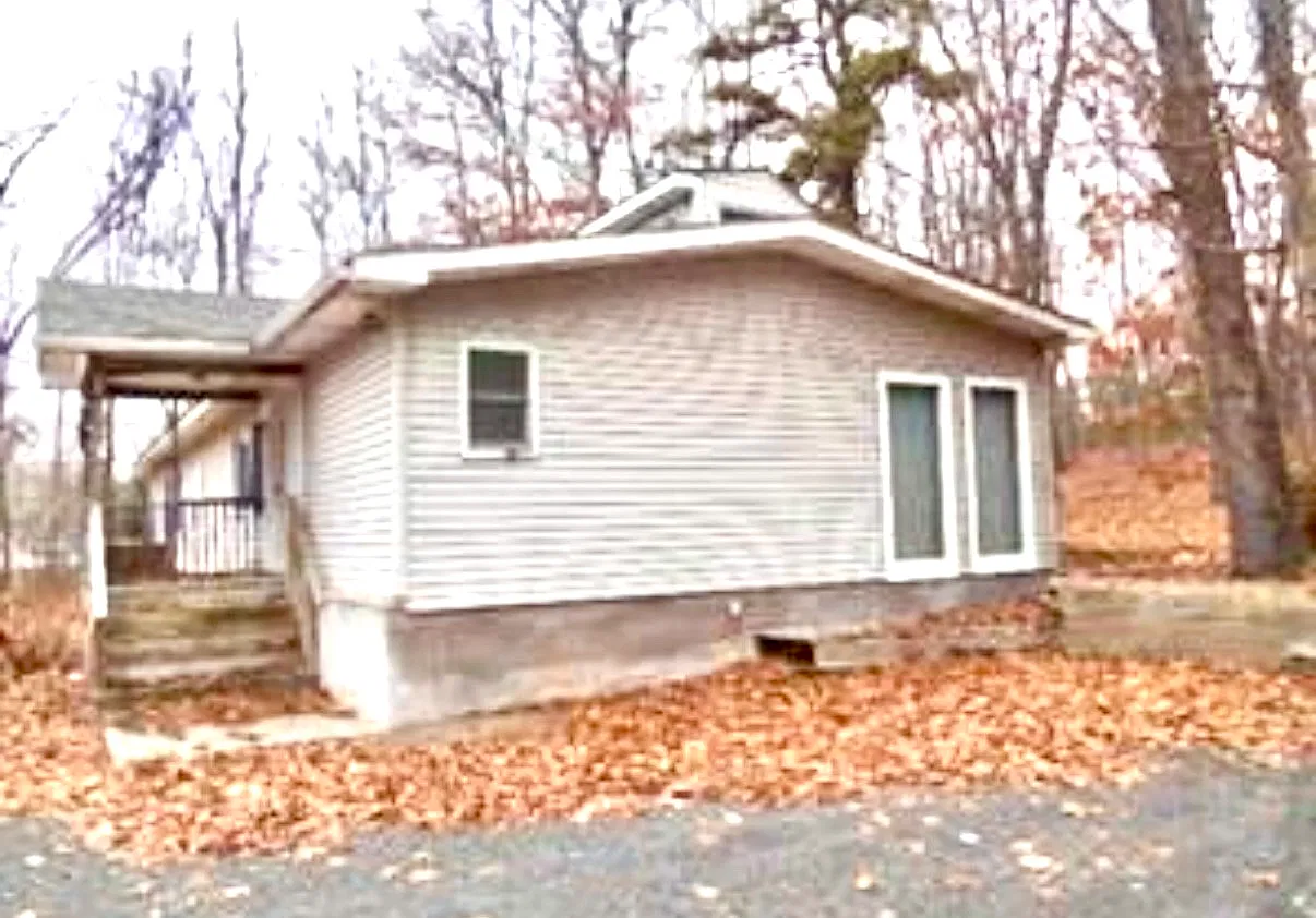3 bed, 1500 sqft, $2,950 — Photo 3