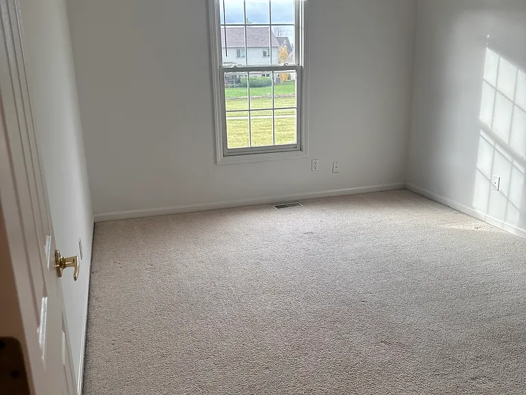 Upstairs bedroom 2