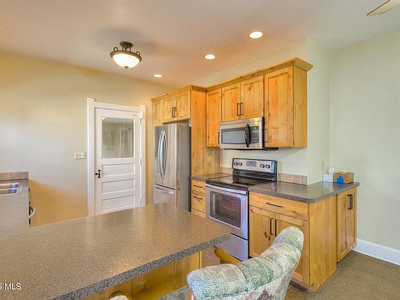 2nd image of 716 Ransom St