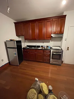 Rented by Bond New York | media 16