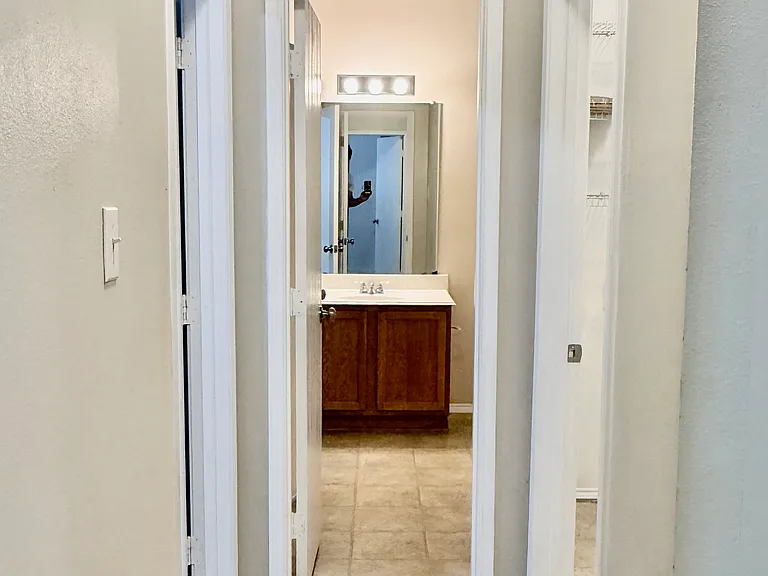 816 Cheryl St #1 — Photo 17
