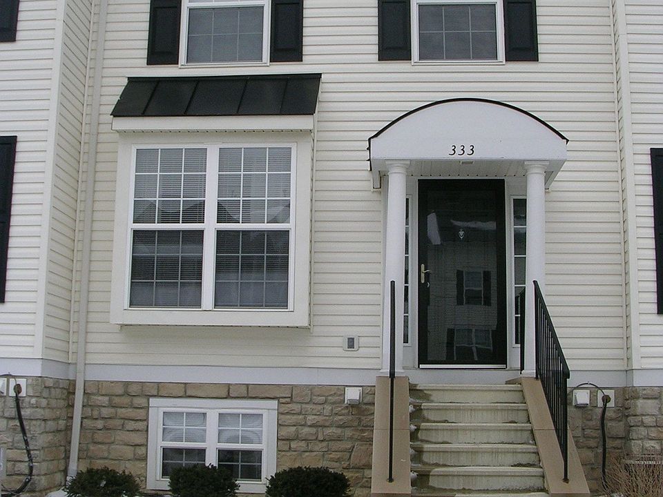1st image of 333 Shadbush Dr