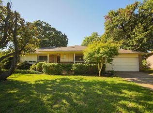 206 E Rawson Pl S, Sand Springs, OK 74063