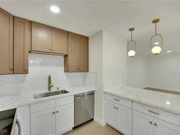 328 S Buffalo Dr Unit 101, Las Vegas, NV 89145