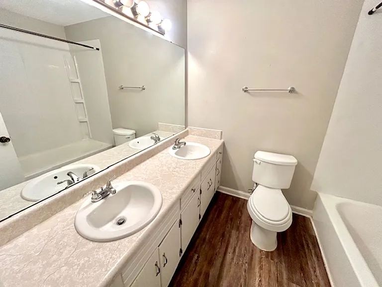13921 Wyandotte Dr SW — Photo 12