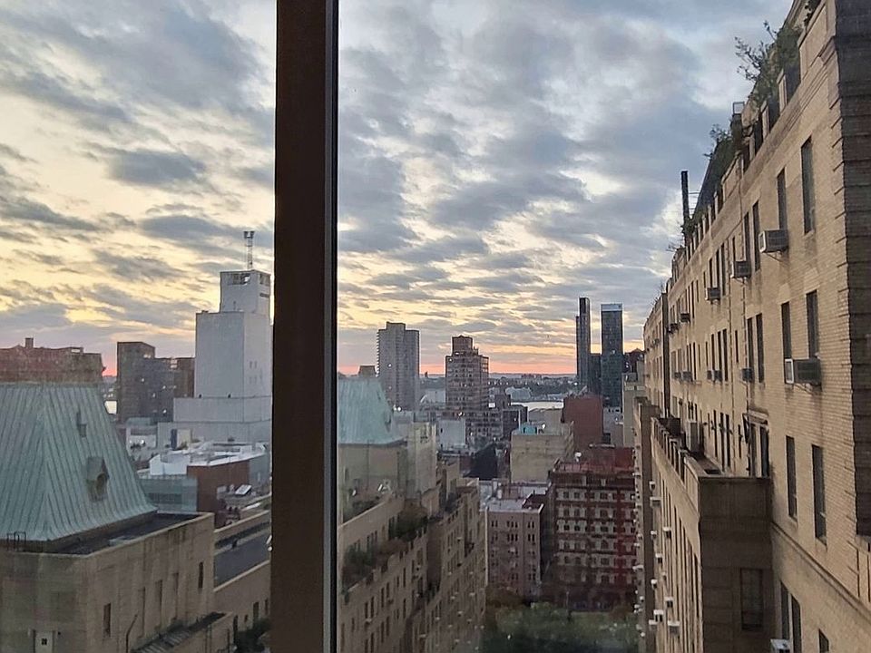 1st image of 322 W 57th St APT 25C