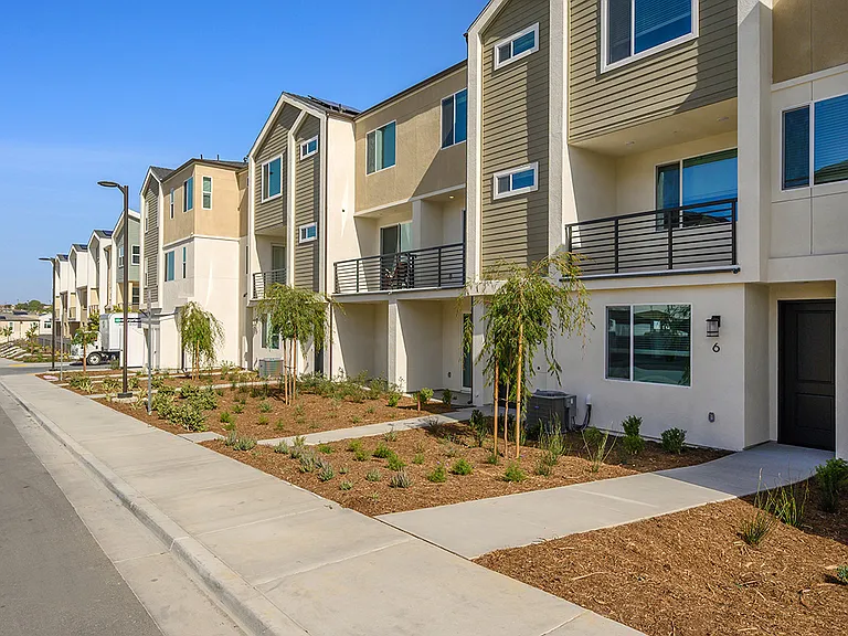 842 Kili St #5 — Photo 33