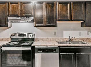 4910 Pleasant Ave APT 301, Norfolk, VA 23518