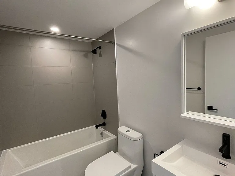 2 Augusta Ave #701 — Photo 13