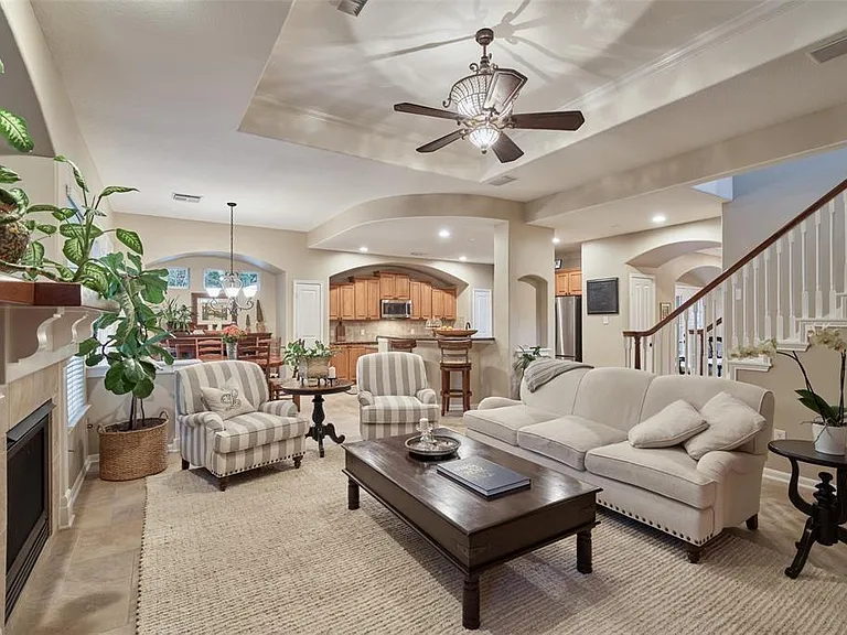 43 S Longsford Cir — Photo 12