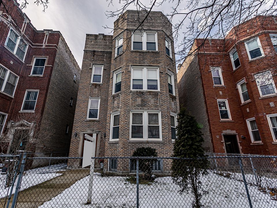 1st image of 4928 N St Louis Ave