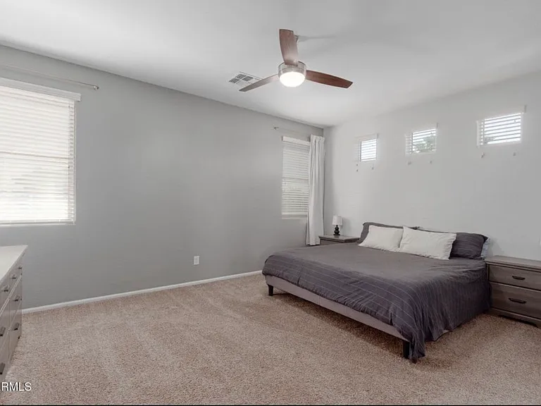 25719 W Victory St — Photo 19