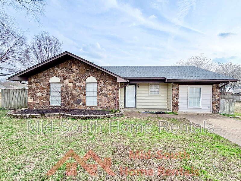 1st image of 465 Shelton Rd