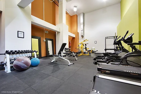 Sold by Citi Habitats | media 32