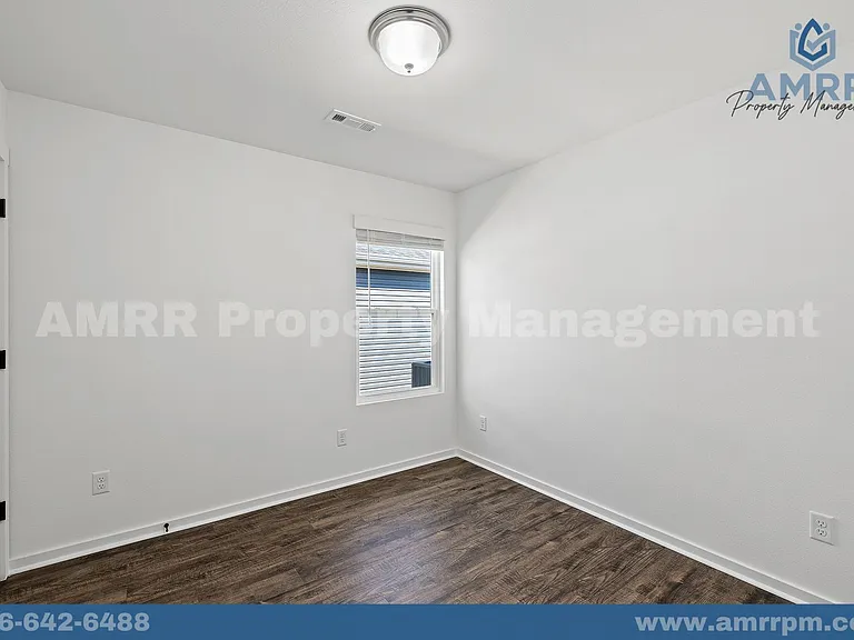 1512 Bluegrass St — Photo 14