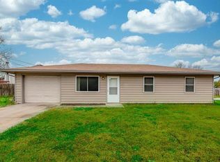 1102 W 4th St, Edgerton, KS 66021