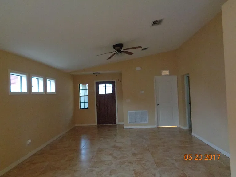 430 San Lorenzo Ct — Photo 5
