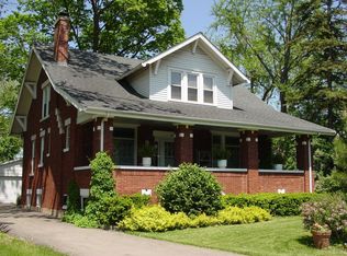 306 W Euclid Ave, Arlington Heights, IL 60004