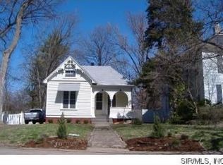 905 Saint Louis St, Edwardsville, IL