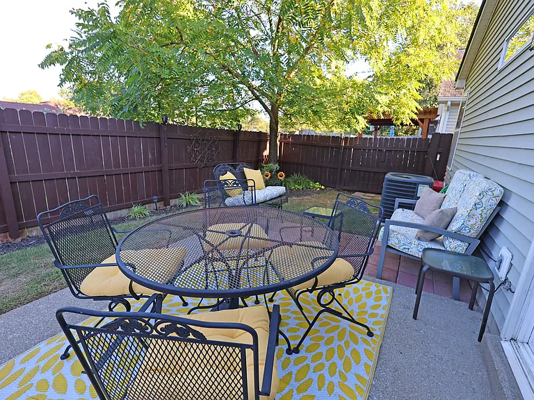 4216 Kensington Garden Ct — Photo 18