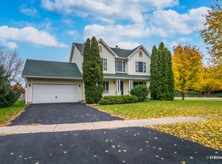 1200 Country Dr, Shorewood, IL