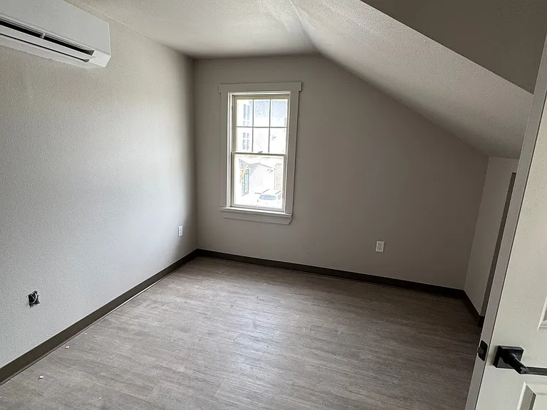 720 W Prospect Rd #101 — Photo 28