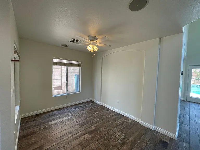 11016 Linden Leaf Ave — Photo 4