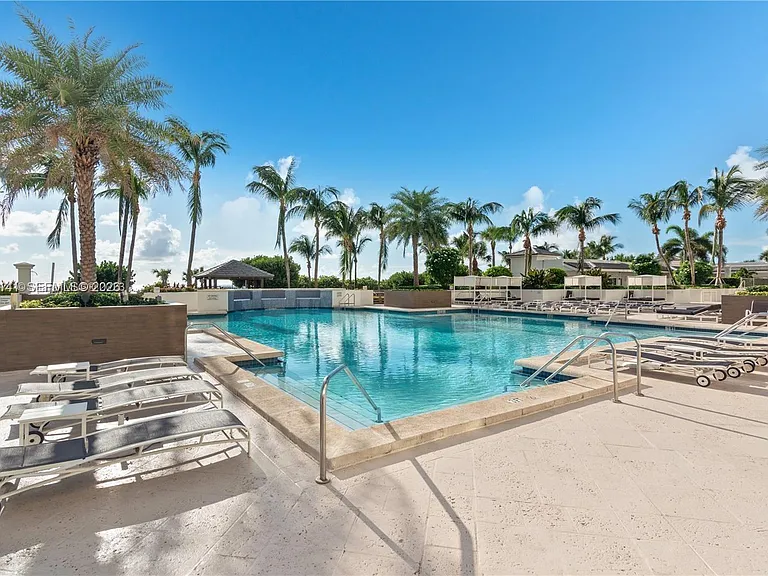 4775 Collins Ave #1806 — Photo 44