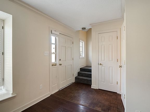 5th image of 3515 Barwood Cir Unit 3515
